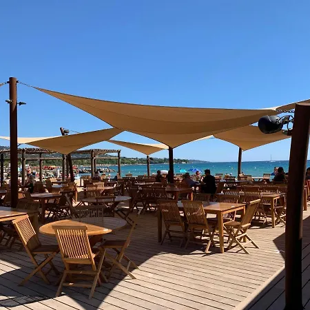 Kemp Mobil Home, Les Prairies De La Grimaud