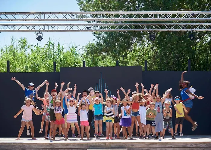 캠프장 Mobil Home, Les Prairies De La