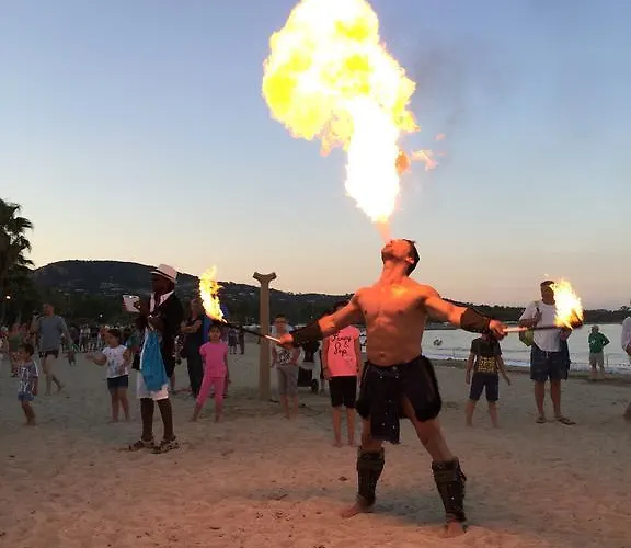 Mobil Home, Les Prairies De La 캠프장 *