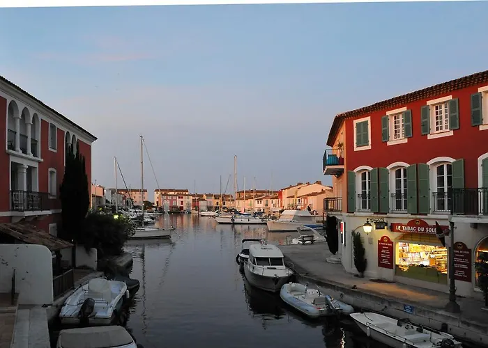 Mobil Home, Les Prairies De La 그리모