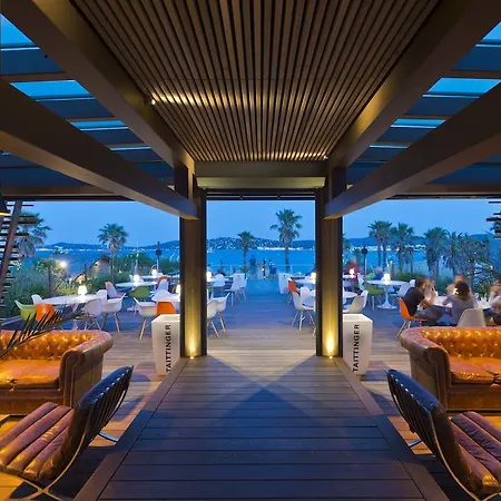 Kemp Mobil Home, Les Prairies De La Grimaud